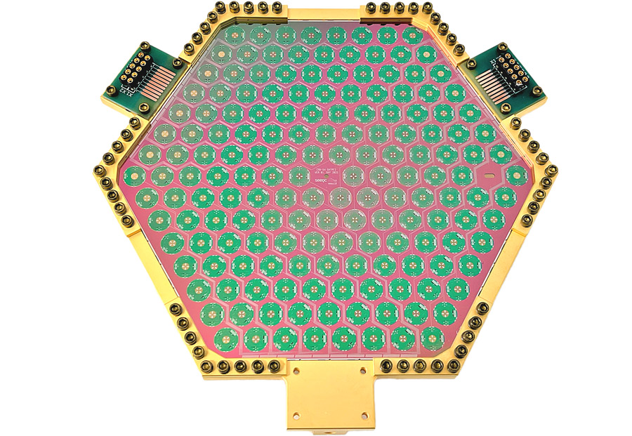 CMB-S4 detector image - Toki Suzuki